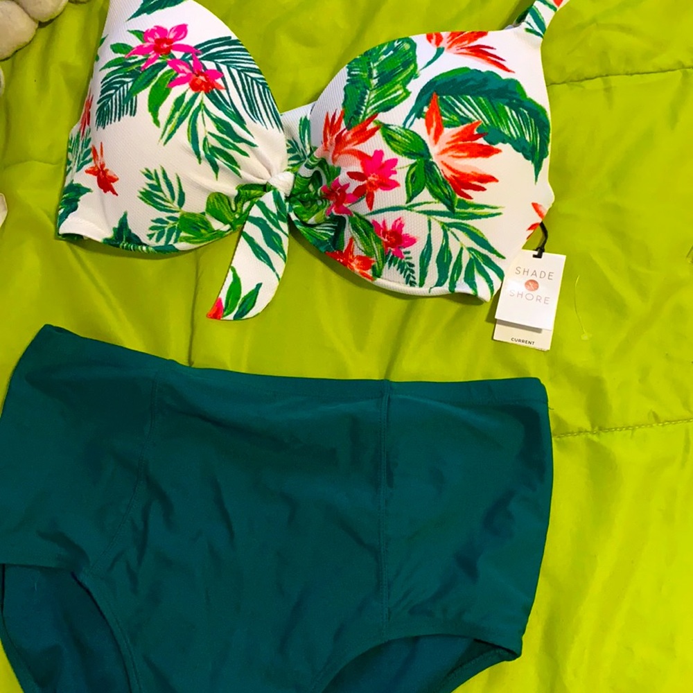 NEW Floral Swimsuit💕